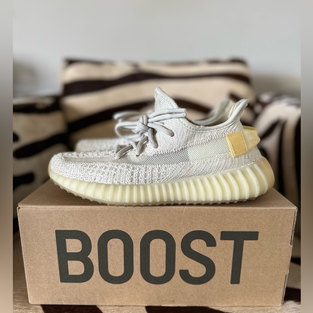 EUC!! Auth Adidas Yeezy Boost 350 V2 UV Light Color Changing Sneakers M 5 W 7